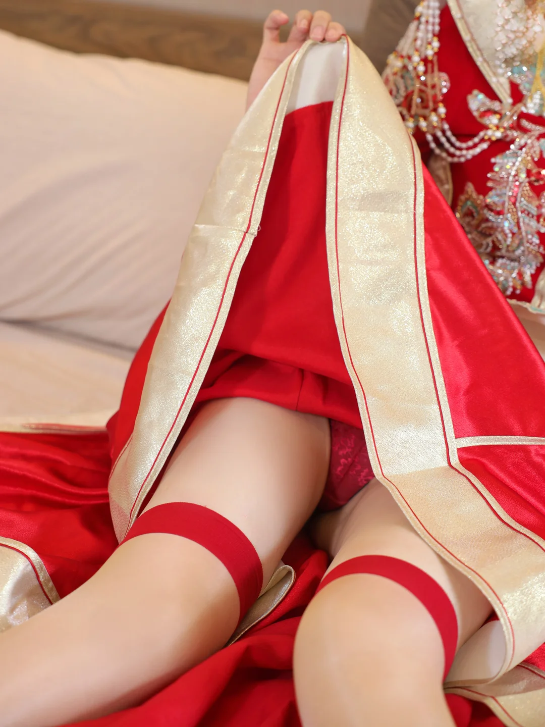 梨霜儿 - No.004 新娘红装 [113P-2.3GB] tg@simisebaisi 【丝足阁】041.webp